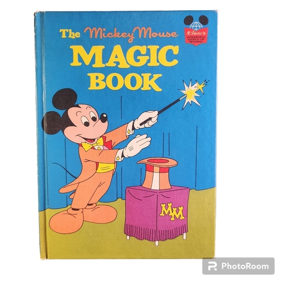 Set of 3 Vtg 1970's Disney Mickey Mouse Books Hardcover - Picture 3 of 14
